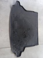 Продам оригинальный коврик в багажник на Субару Форестер V (SK)